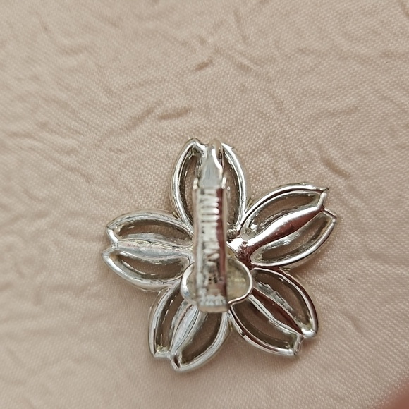 SARAH COV Silver Tone & Black Stone 3 Piece Set - Picture 7 of 7